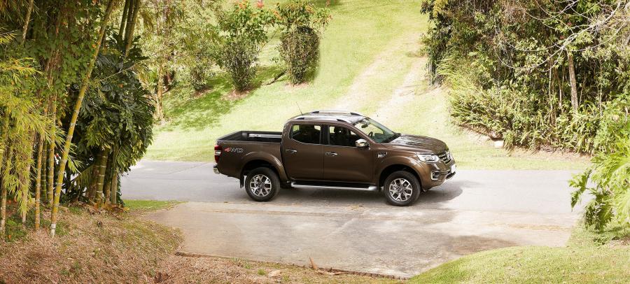  Renault Alaskan 2016 года  (LA) (фото 18 из 40)
